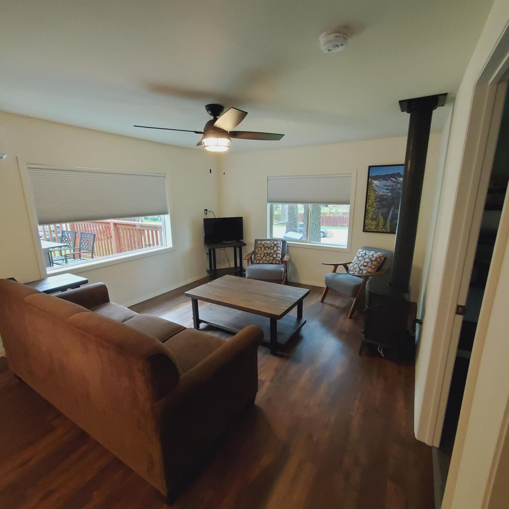 Eagle Cap Chalets Joseph Экстерьер фото