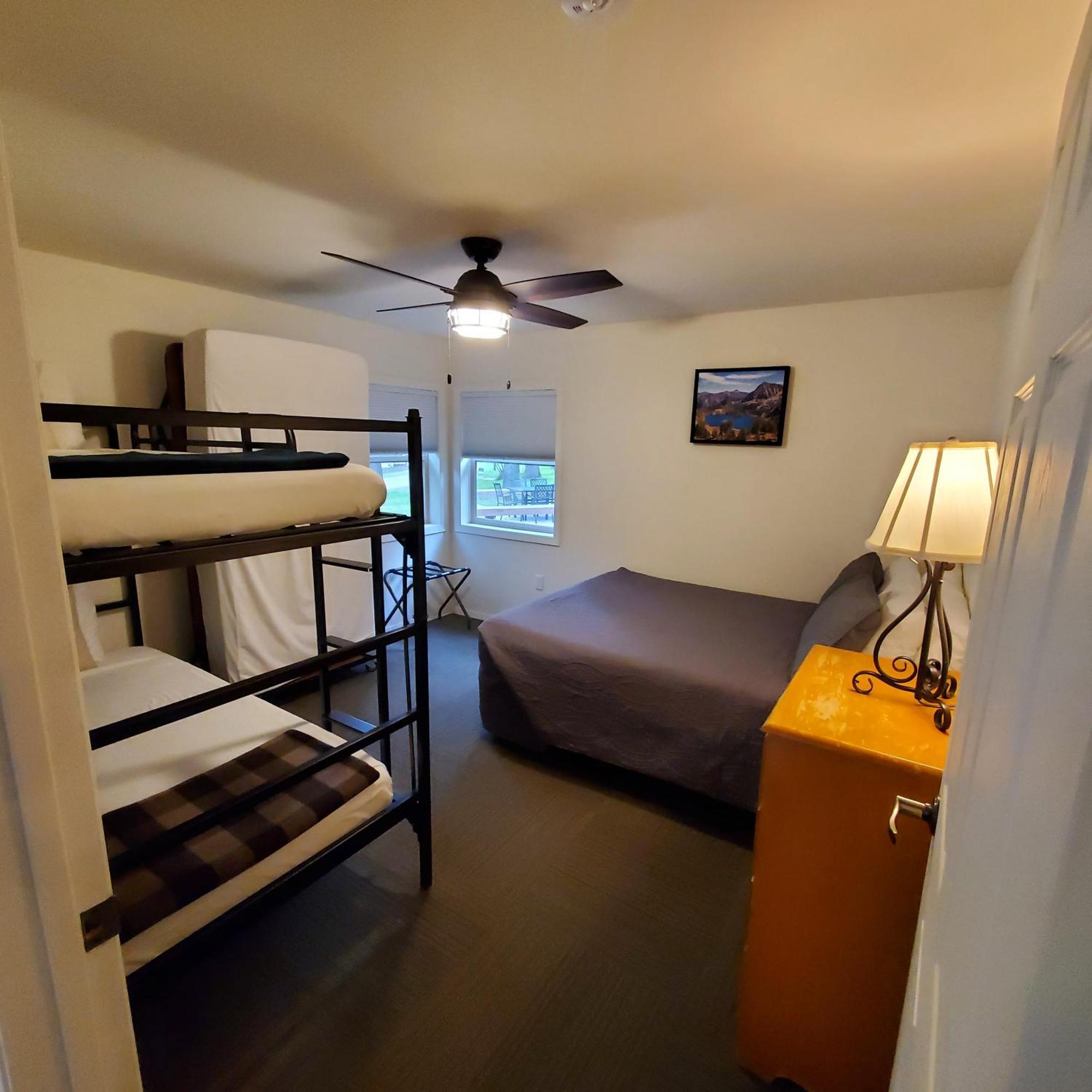 Eagle Cap Chalets Joseph Экстерьер фото